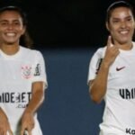 Fora de casa, Corinthians bate Grêmio e estreia com vitória no Brasileiro feminino