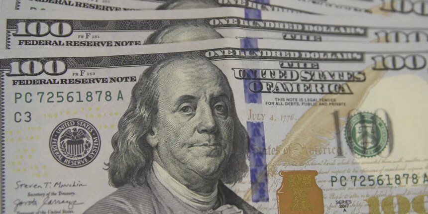 Dólar fecha acima de R$ 5 pela primeira vez desde outubro