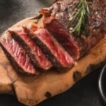 Carne vermelha todo dia faz mal? Quais os tipos e preparos mais indicados? Especialistas respondem