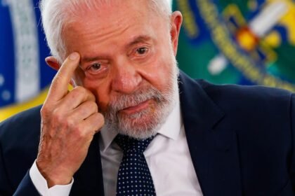 Embolização de artéria meníngea média: entenda novo procedimento que será feito em Lula